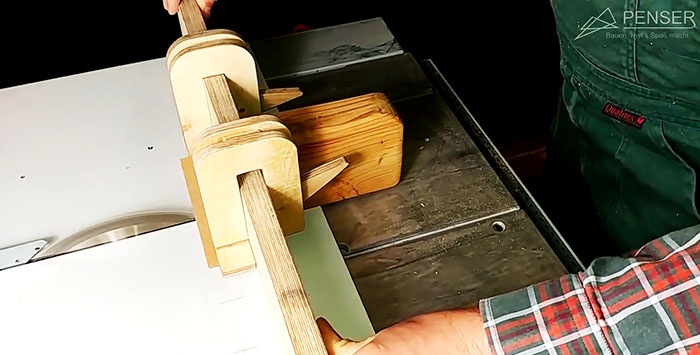 Um espessador de marcação caseiro é indispensável para um carpinteiro e outros.