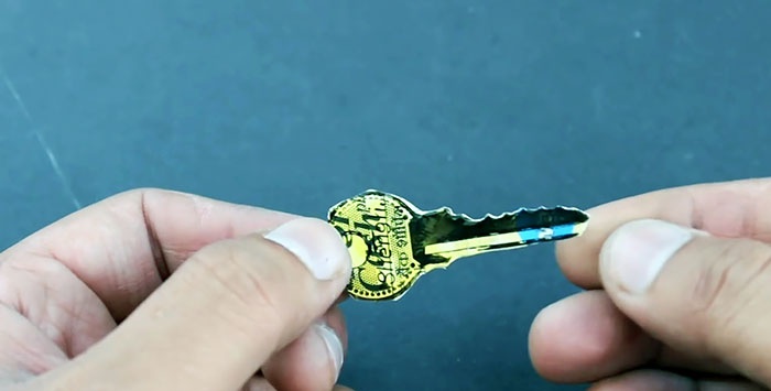 Πώς να δημιουργήσετε ένα διπλό κλειδί σε 2 λεπτά