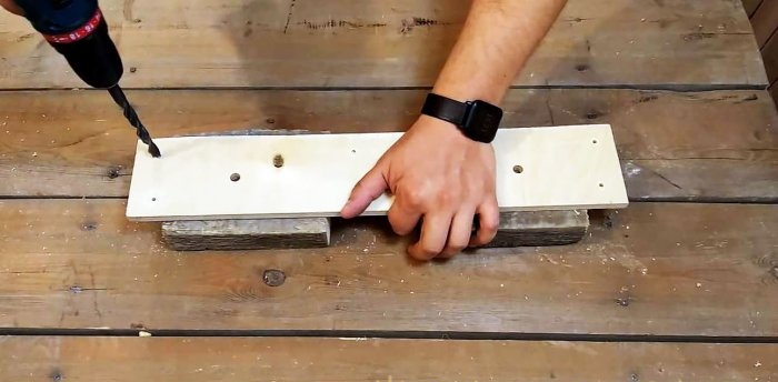 Cómo hacer un tornillo de banco de carpintero sencillo para un banco de trabajo