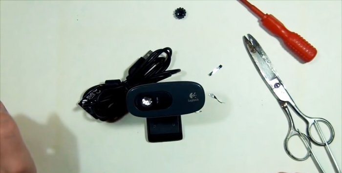 Making a radiation detector from a webcam