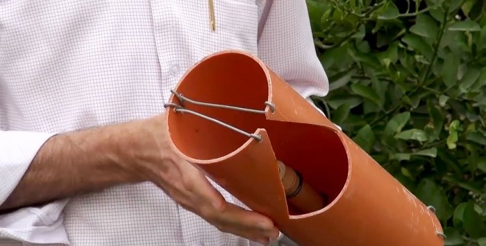 A simple device for picking fruit from a height from a PVC pipe