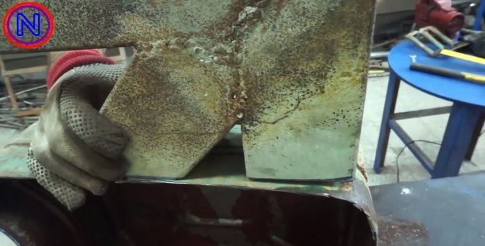 Tragbarer Wunderofen zum Selbermachen aus einem alten Kanister