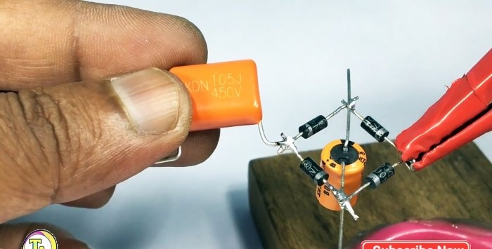 Nejjednodušší beztransformátorový napájecí zdroj pro LED matici