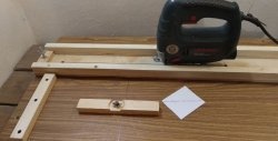 Homemade jigsaw stand - a device for a perfect cut