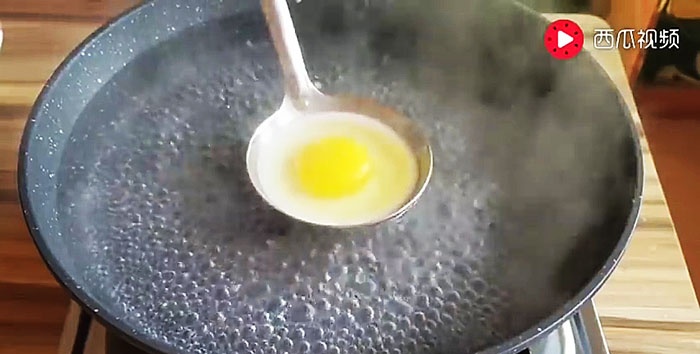 This is the easiest and fastest way to boil eggs tasty and beautiful.