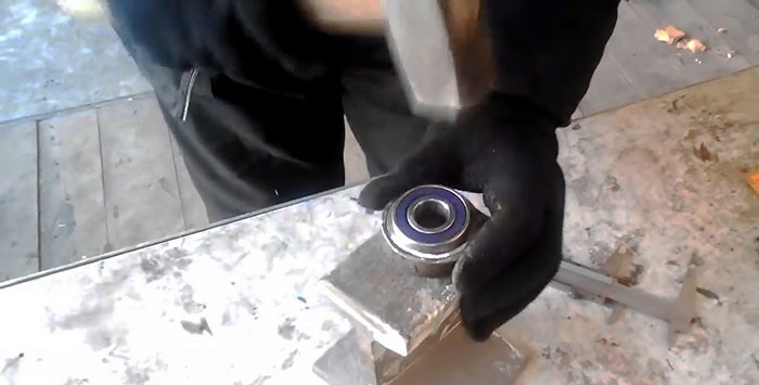 Como fazer rapidamente uma caixa de rolamento a partir de um tubo