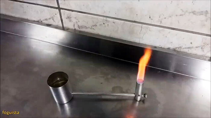 Kako napraviti alkoholni plamenik s daljinskim dovodom goriva
