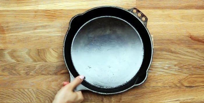 Paglilinis at pag-aalaga ng cast iron frying pan