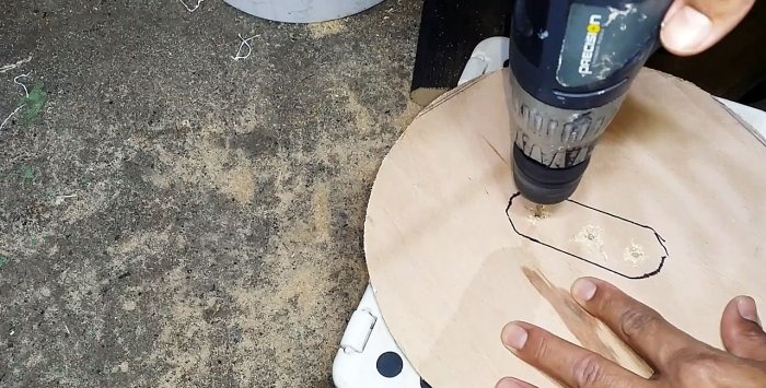 Enrouleur de seau en plastique pratique pour ranger le tuyau d'arrosage