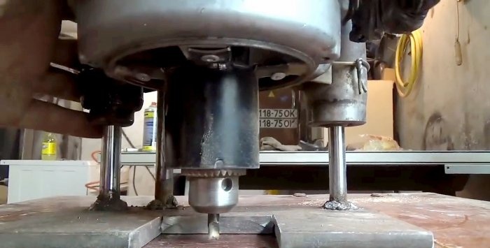 Powerful hand-held milling cutter from a washing machine engine