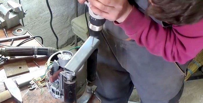 Napakahusay na hand-held milling cutter mula sa isang washing machine engine