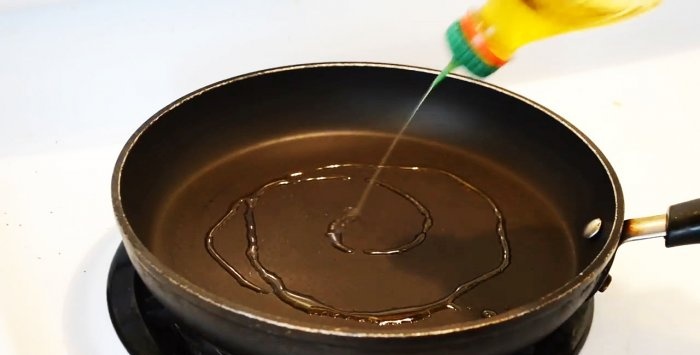 Cómo hacer un dispensador con una tapa de botella de plástico y casos de uso