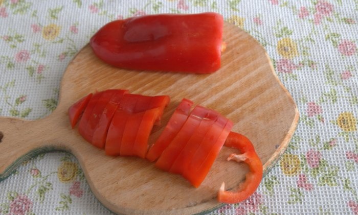 Paano I-freeze ang Peppers para Makatipid ng Space sa Refrigerator