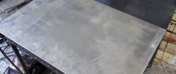 كيفية ثني صفيحة فولاذية بالتساوي بدون ثني