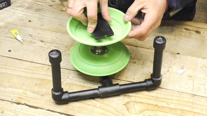 Bicycle axle extension spool