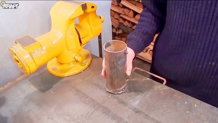 Hur man gör en minismältare för att smälta aluminium från en hink och gips