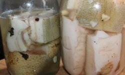 Cara acar lemak babi dalam air garam