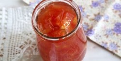 Vrlo jednostavan i ukusan džem od lubenice za zimu