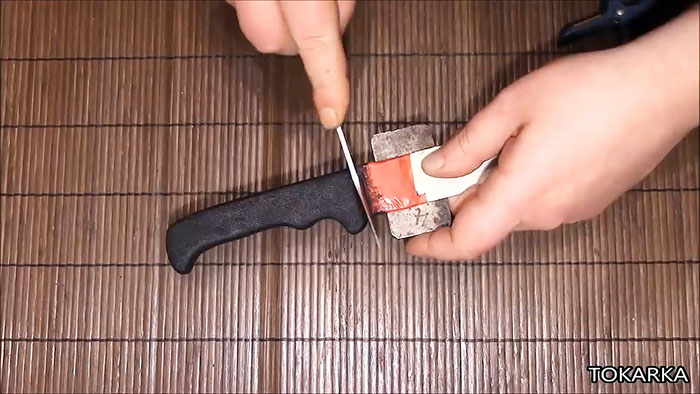 Kā uz naža izgatavot gumijotu rokturi