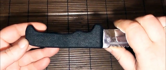 Sådan laver du et gummieret håndtag på en kniv