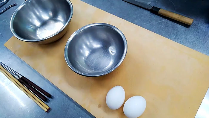 كيفية صنع زهرة من البيضة
