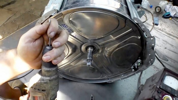How to restore a weakened shaft for a bearing