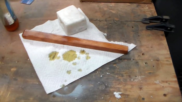 Cara mudah dan mudah membuat palu dari tong plastik