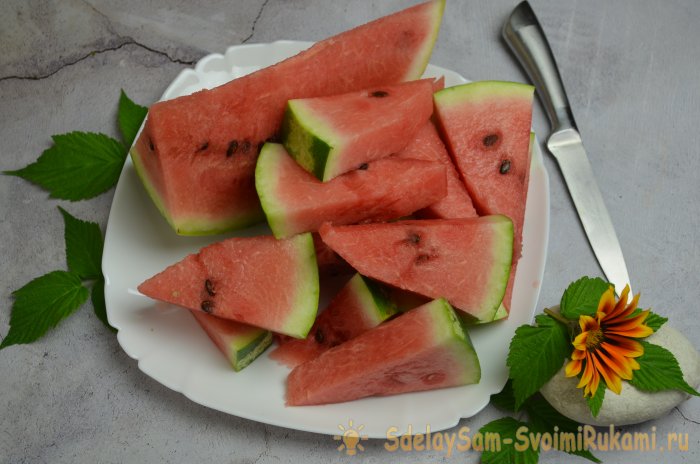 Syltede vandmeloner til vinteren