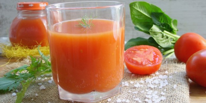 Forberedelse af tomatjuice til vinteren