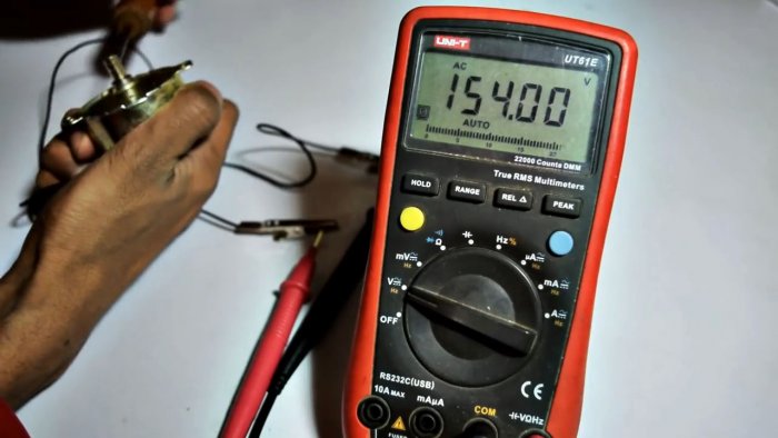 500 V generator in your pocket Testing a microwave engine