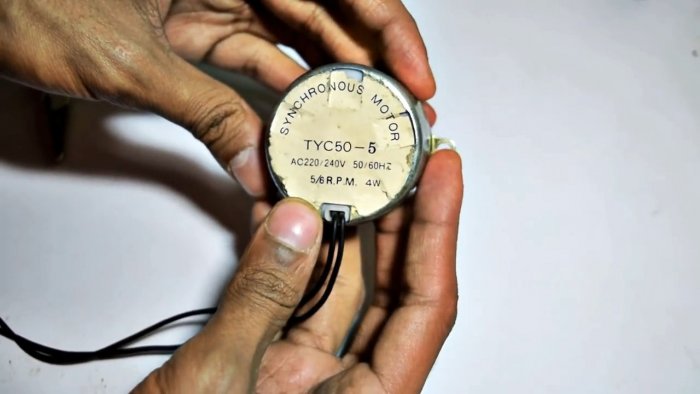 500-V-Generator in Ihrer Tasche Testen eines Mikrowellenmotors