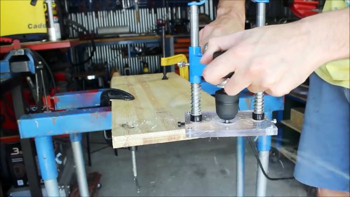 Como fazer um roteador a partir de um moedor