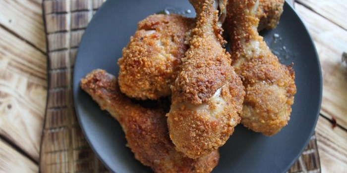 Pernas de frango empanadas crocantes Igual ao KFC