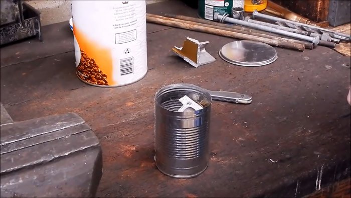 Jak stopić aluminium w doniczce