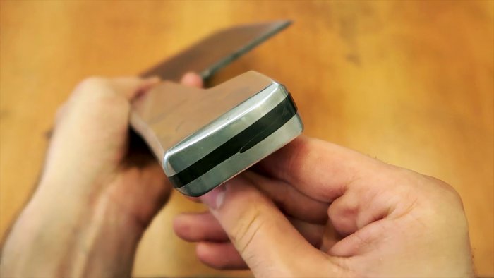 So gießen Sie einen Aluminiumgriff für ein Messer oder Hackmesser