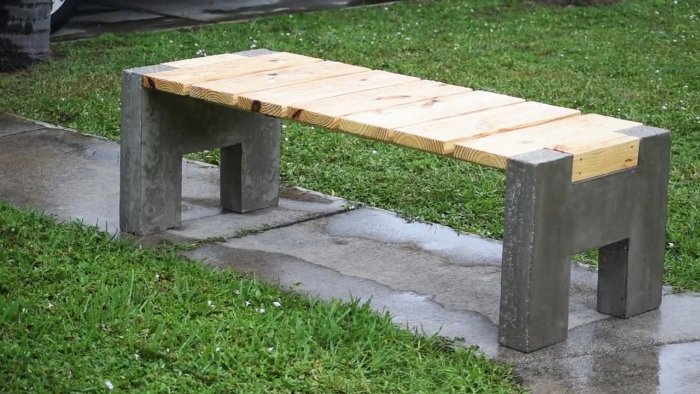 Com fer un banc exterior amb formigó i fusta