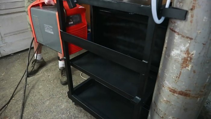 Unik DIY sveisevogn med sammenleggbar bord
