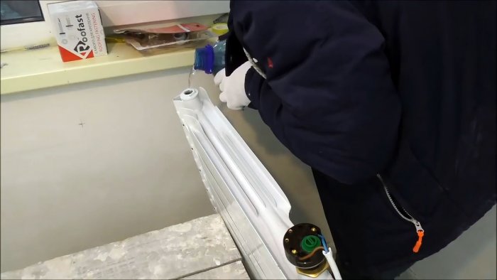 Како спојити алуминијумски радијатор на грејни елемент