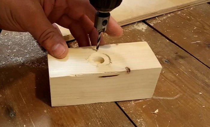 Wie man mit eigenen Händen einen Maschinenschraubstock herstellt