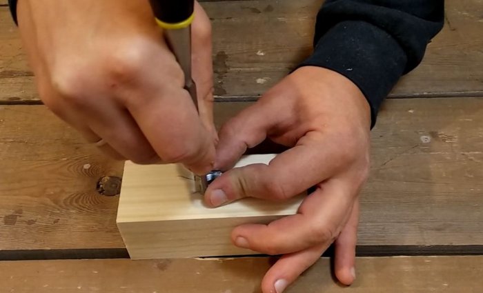 Cómo hacer un tornillo de banco con tus propias manos.