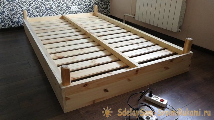 Απλό κρεβάτι DIY