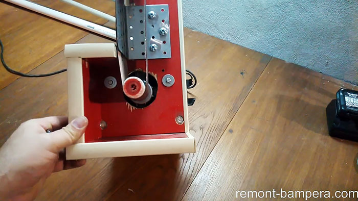De eenvoudigste slijpmachine zonder lassen en draaien van een wasmachinemotor
