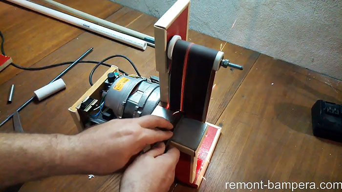 La amoladora más sencilla sin soldar ni girar desde el motor de una lavadora.