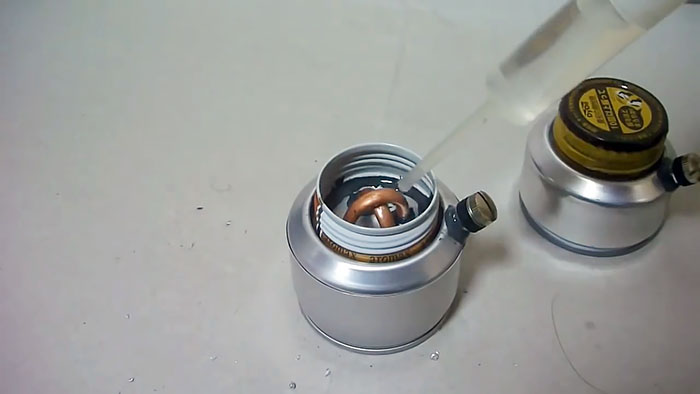 Alcohol jet burner made from aluminum cans