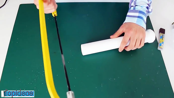 Como fazer uma faca de legumes moldada com um pedaço de tubo de PVC