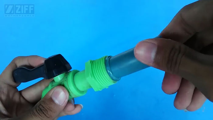 Mini-wash from leftover PVC pipes and bottles