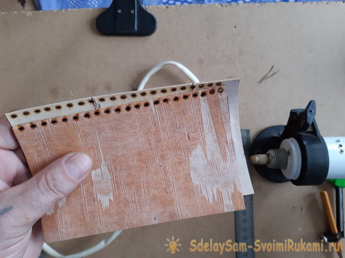 Sarung telefon kulit kayu birch DIY