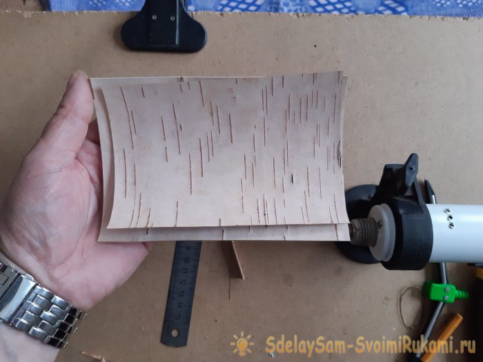 DIY birch bark phone case