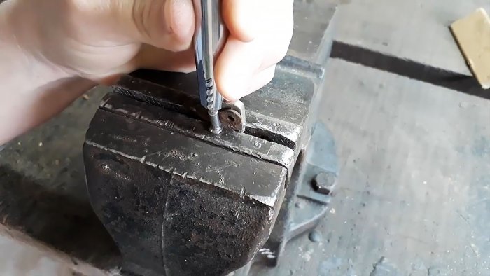 How to make rivets from nails