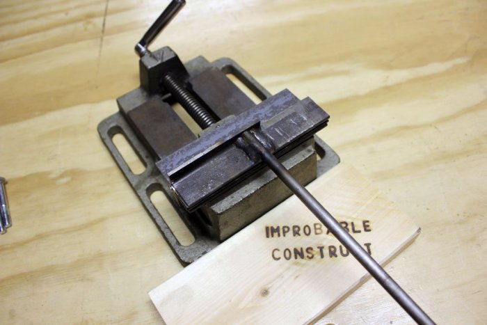 كيفية صنع آلة ثني المعادن الصغيرة